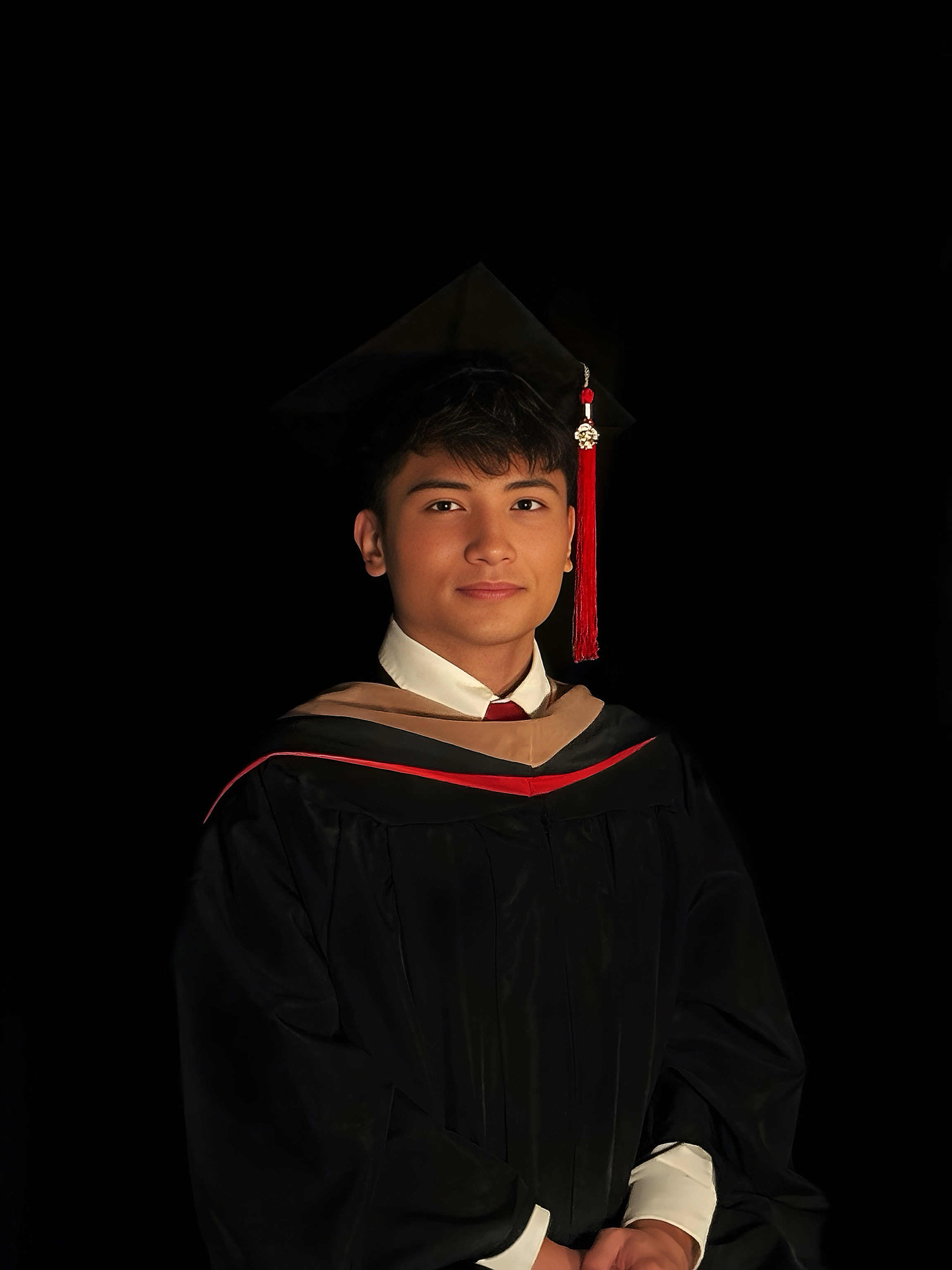 Graduation portrait of Mark Jayson Farol.